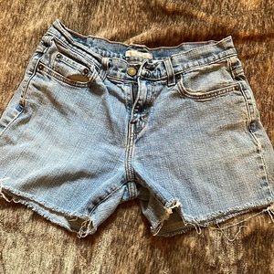 Levi’s women mom jean shorts